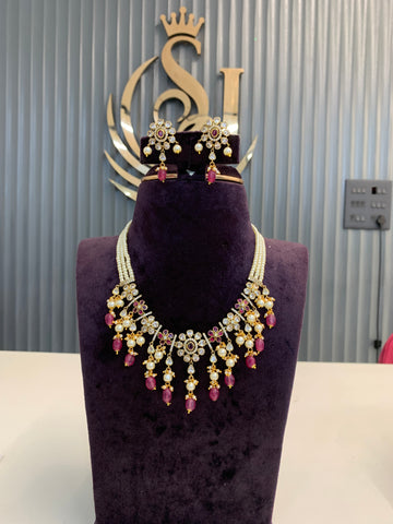 Trendy beads set