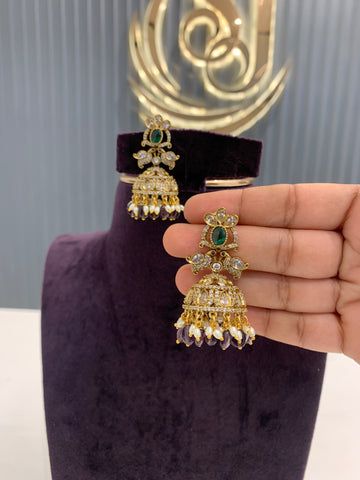 Beautiful jumkies
