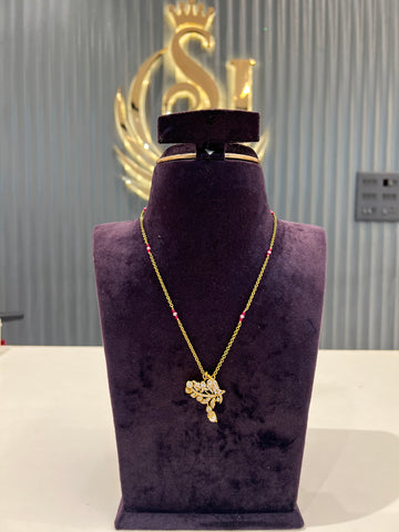 Leaf locket chain