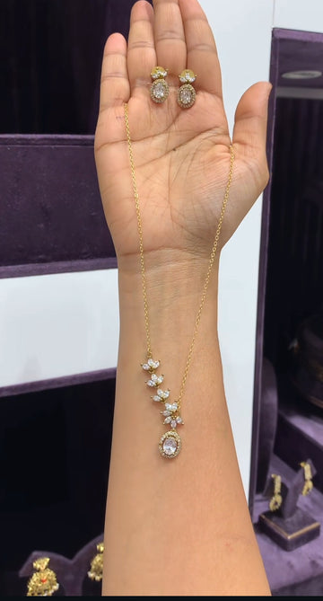 Beautiful chain set