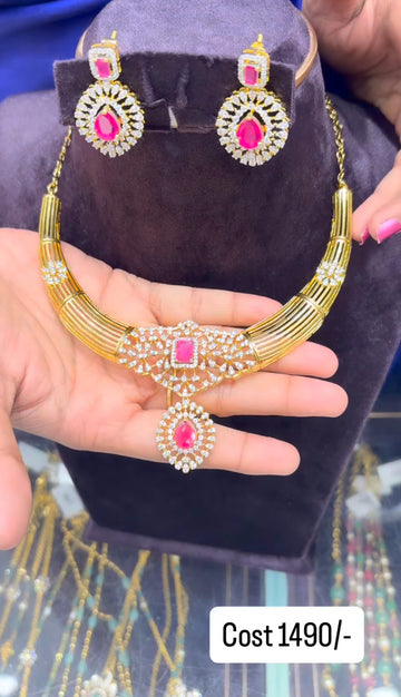 Beautiful GJ Kanti style necklace