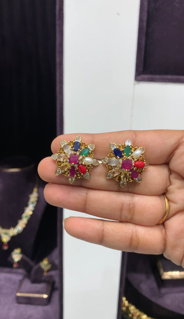 Navarathna Studs