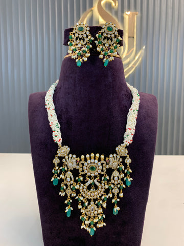 Beautiful beads set