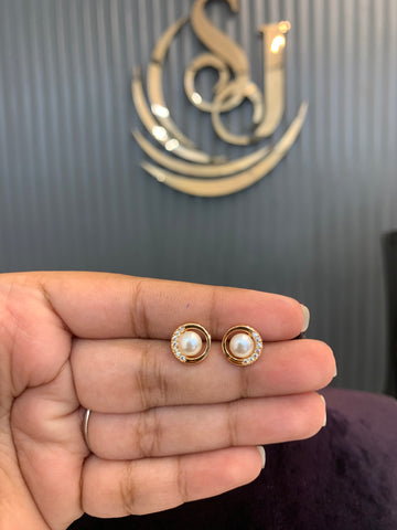 Daily wear studs