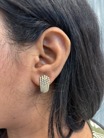 Victoria studs