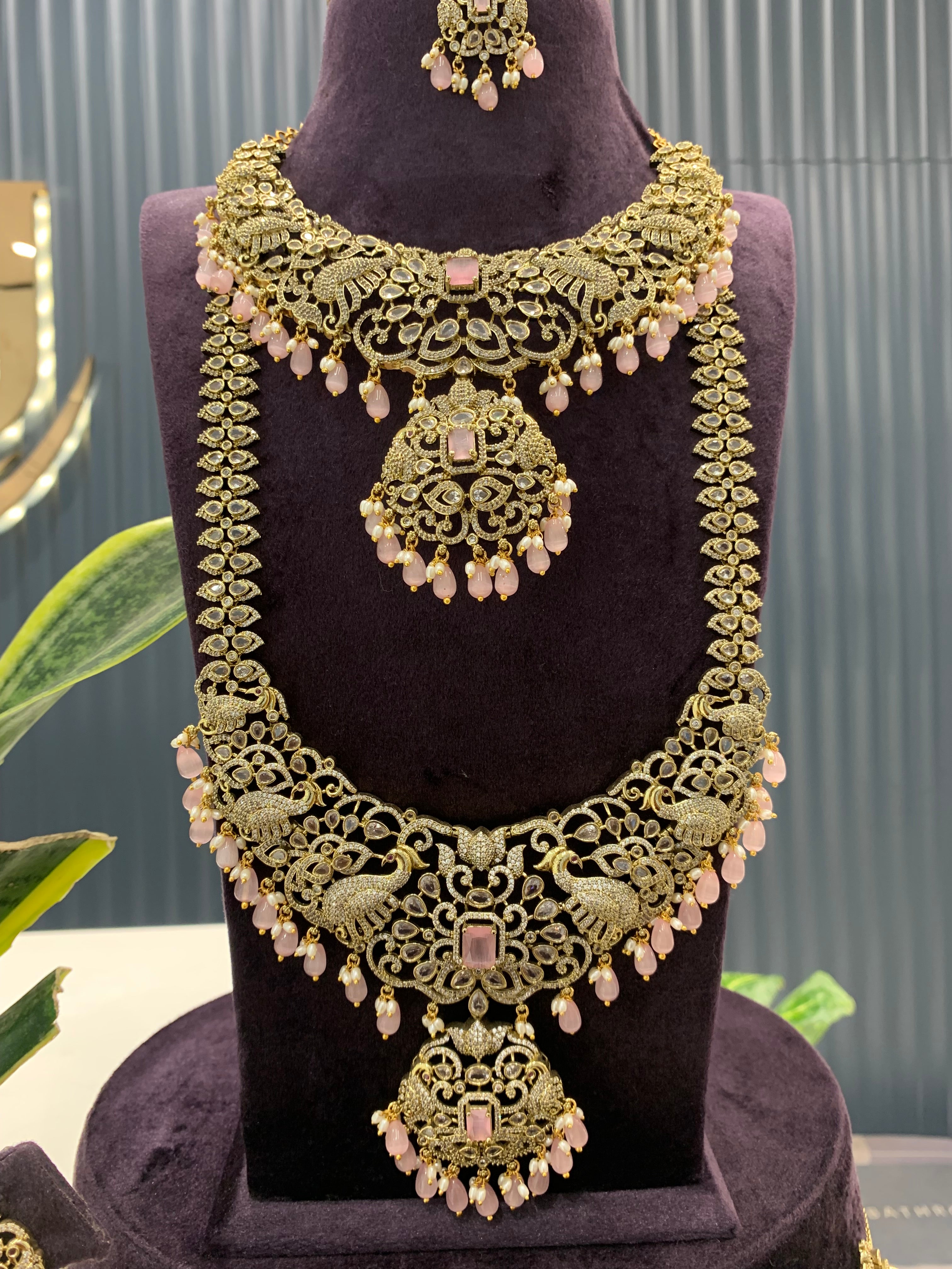 Beautiful Hevay Full Bridal Combo set Necklace Haram Vadanam Earrings and tikka