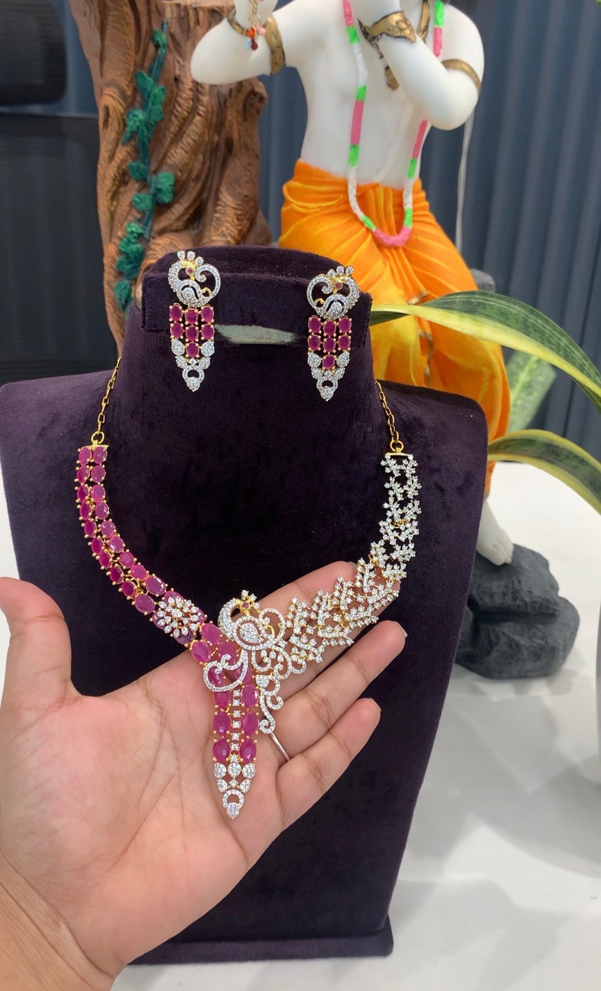 Beautiful ruby kanti style necklace