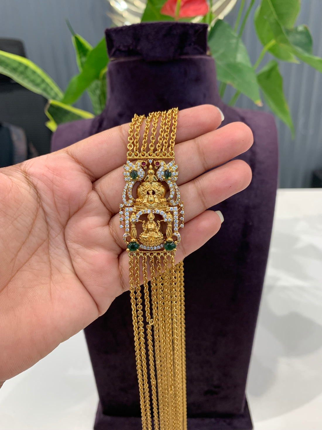 Beautiful chandraharam set