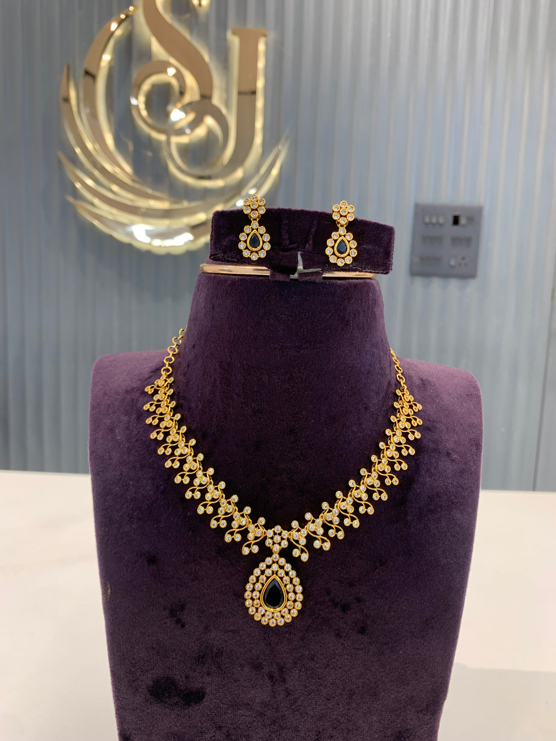 Beautiful purple stone necklace
