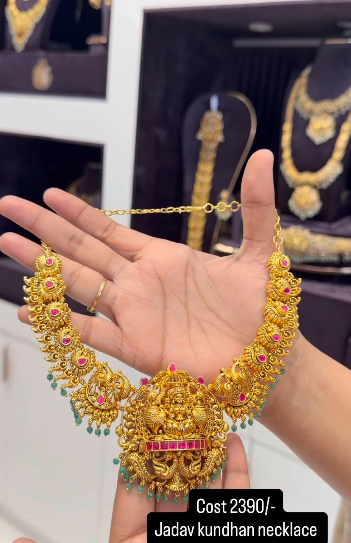 Beautiful jadav customised necklace