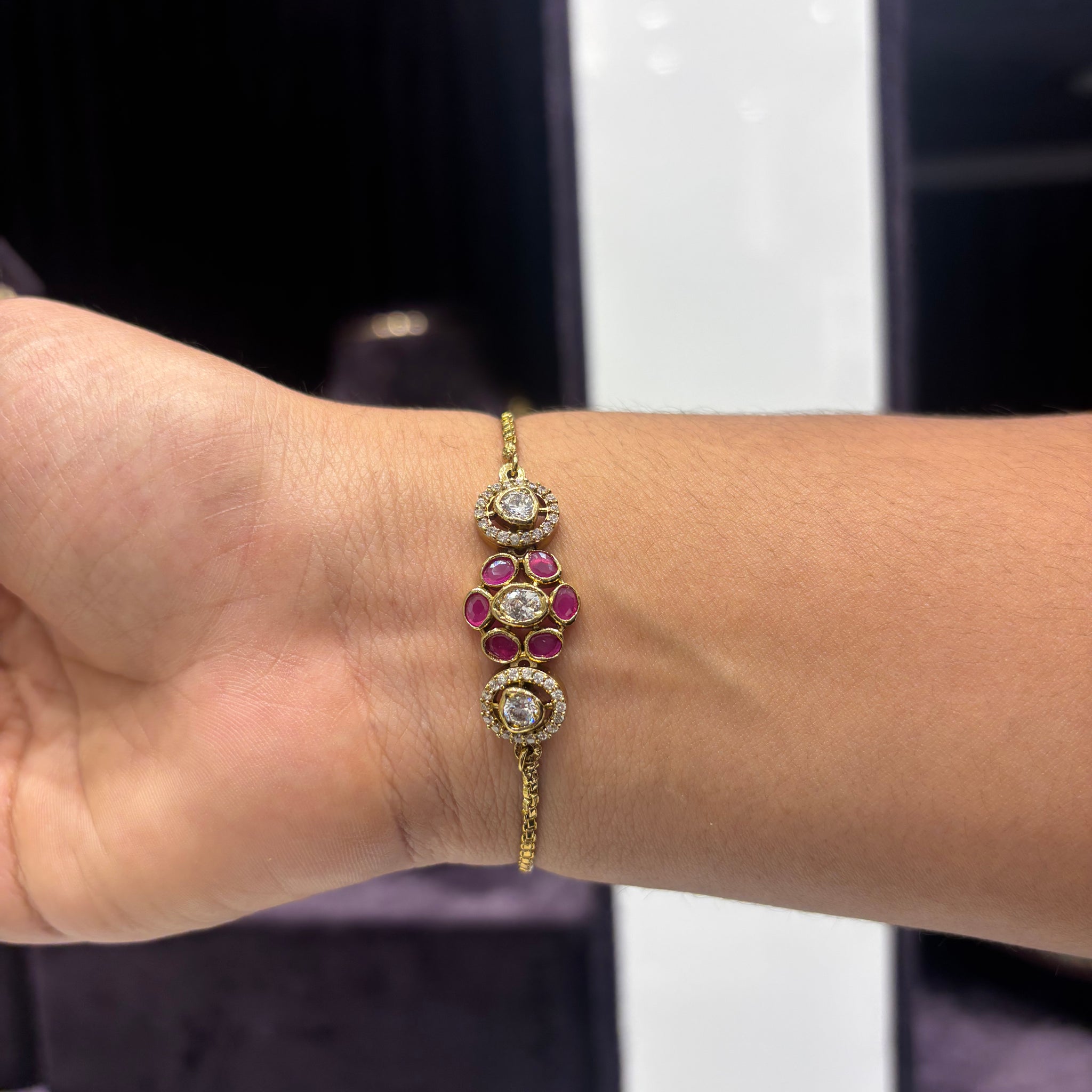Mehandi Pink Stone Bracelet (Free size)