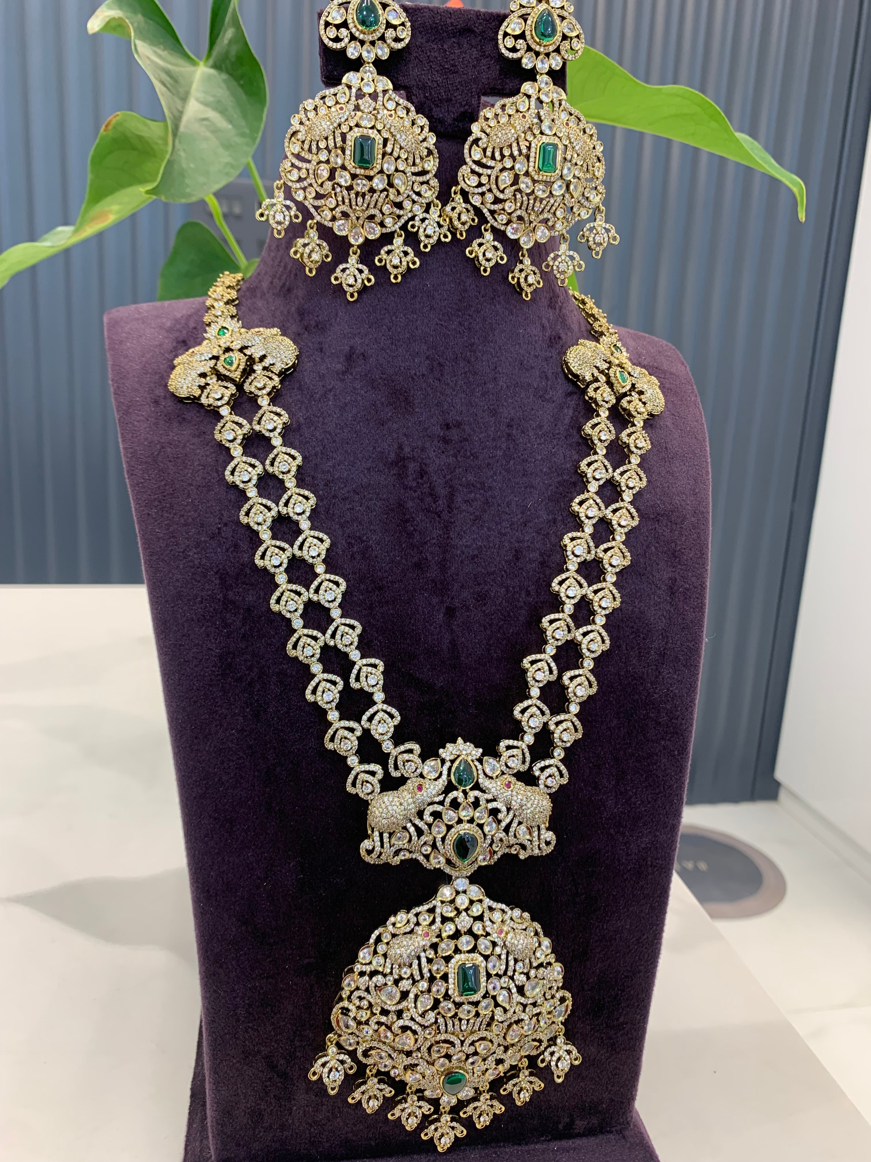 Beautiful Uncut stone Mehandi Victoria 2 layer Heavy Haram