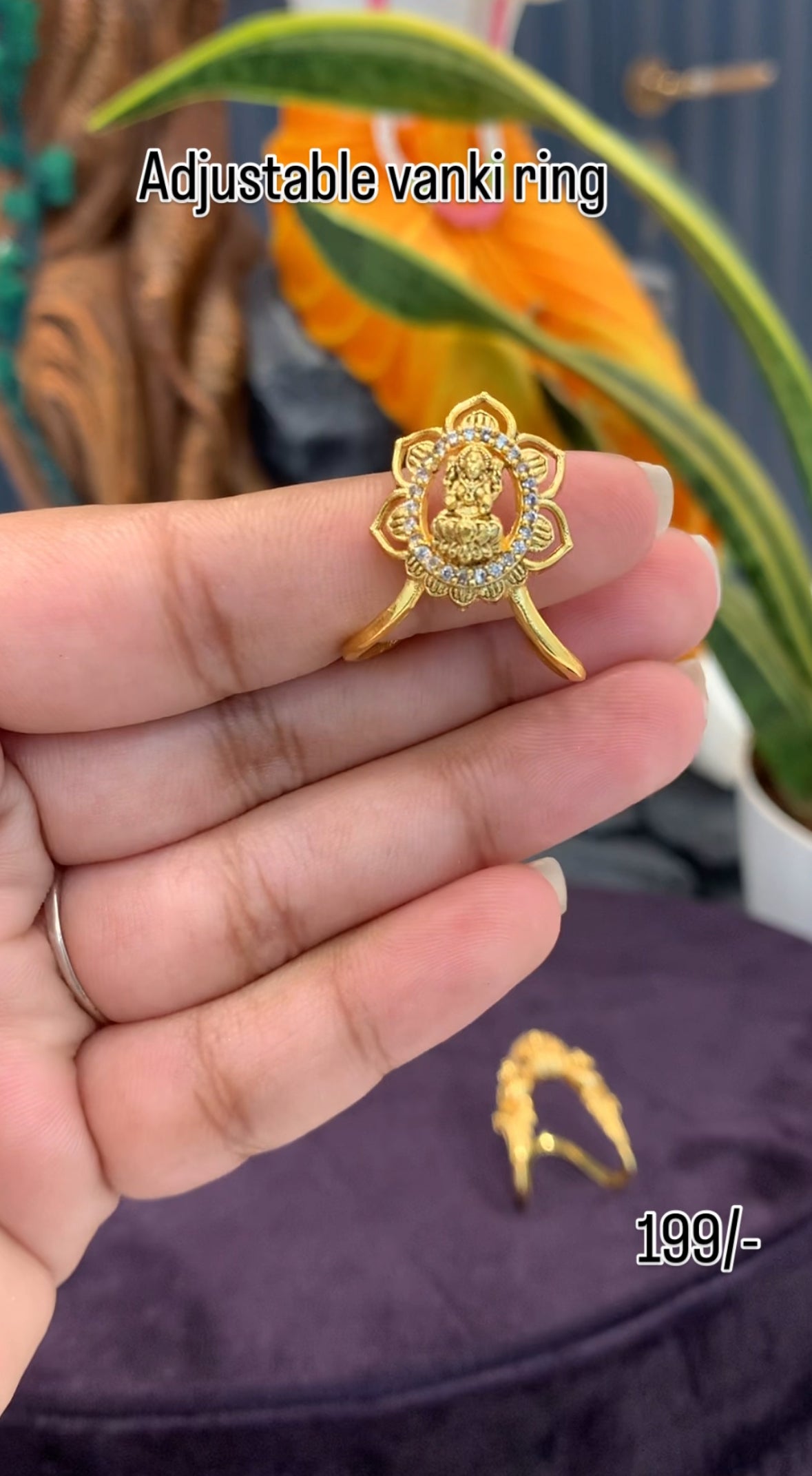 Beautiful adjustable vanki ring