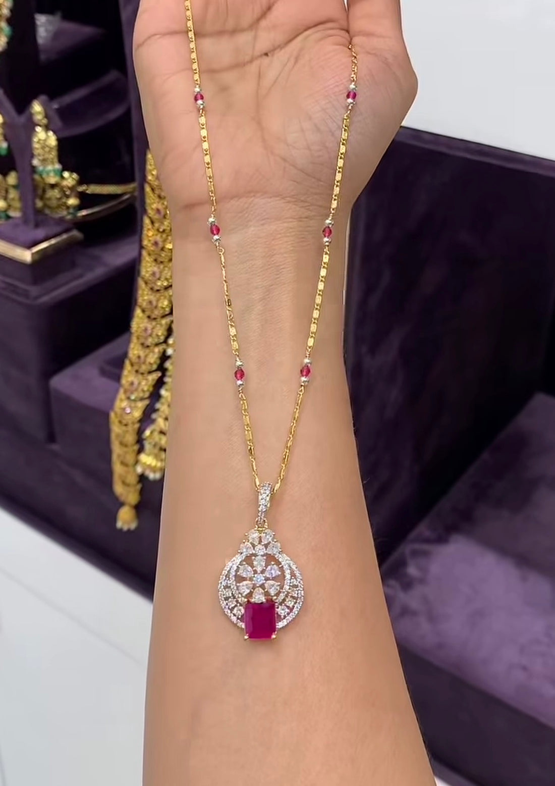 Beautiful Pendent set