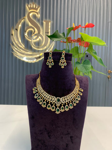 Beautiful green stone necklace