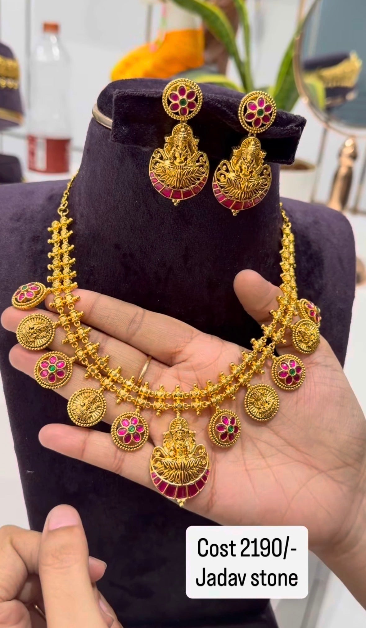 Beautiful Jadav stone Necklace