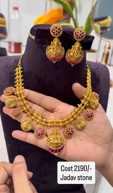 Beautiful Jadav stone Necklace