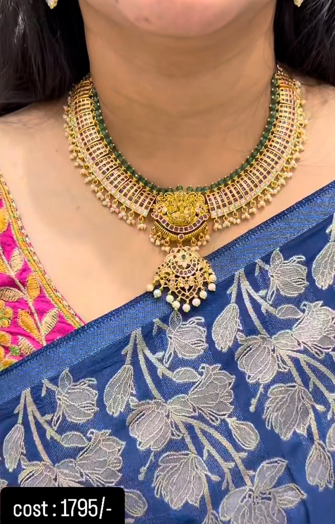 Beautiful kanti style necklace