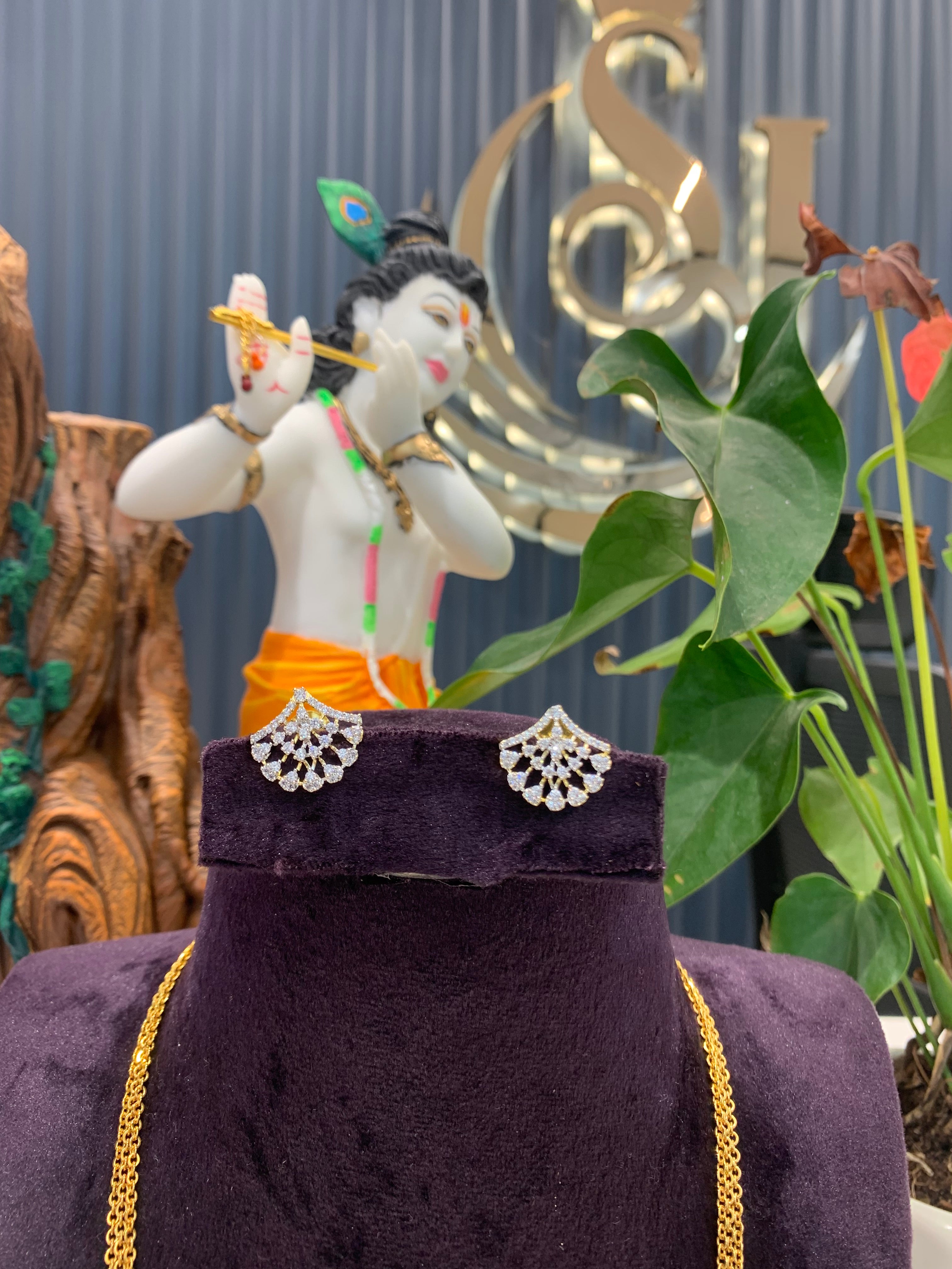 Beautiful chandraharam set 18 inchs
