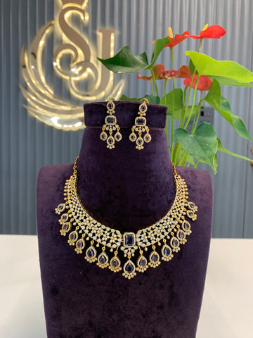 Beautiful voilet stone necklace