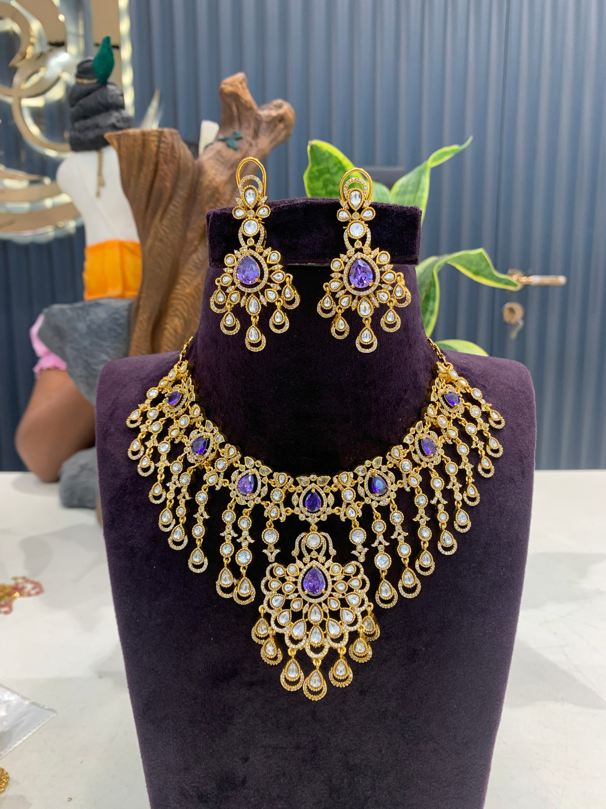 Beautiful heavy moissanite  stone chocker set