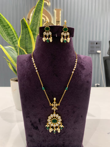Beautiful chain set
