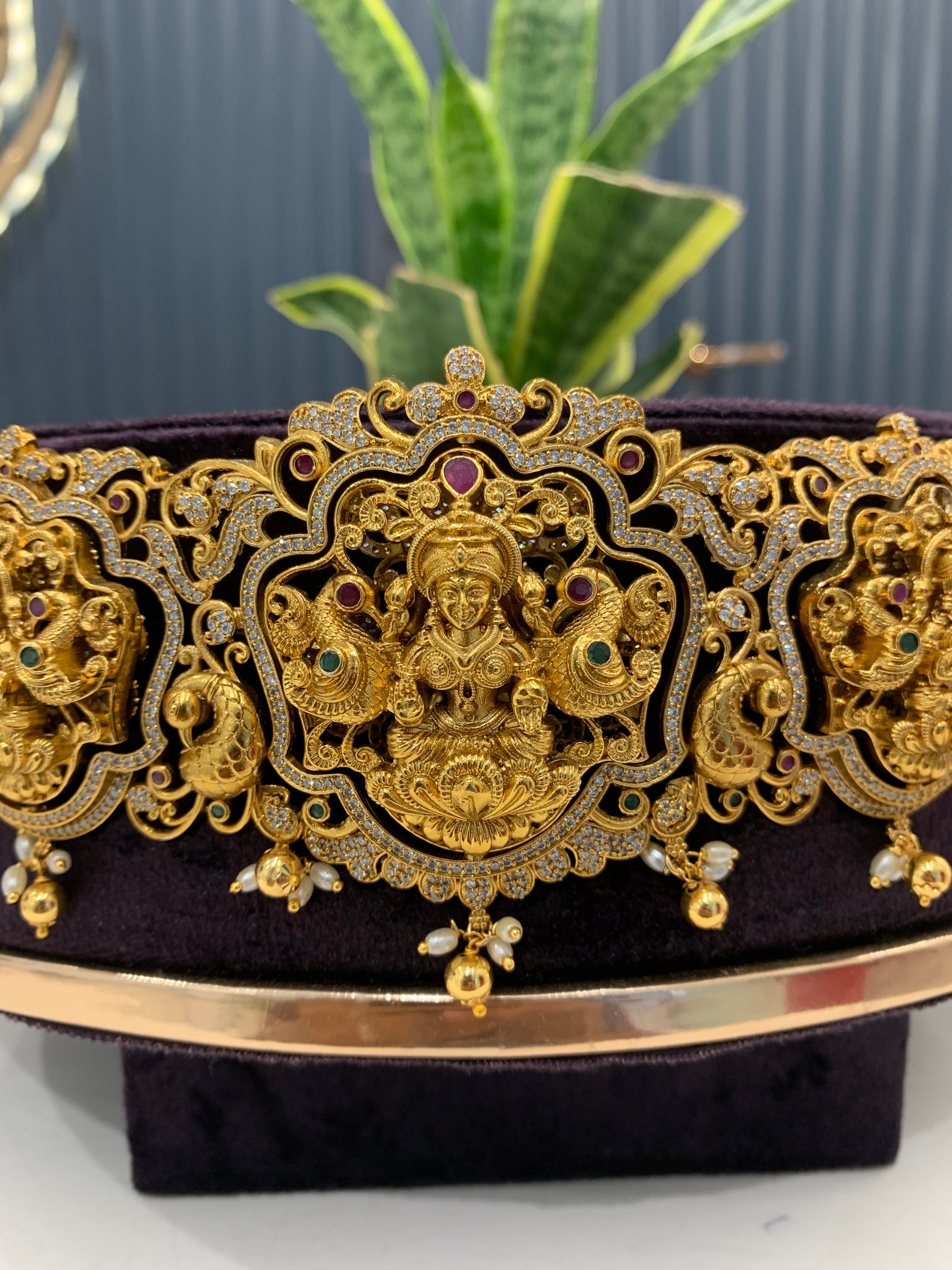 Beautiful 2 in 1 Heavy Nakshi Vadanam
