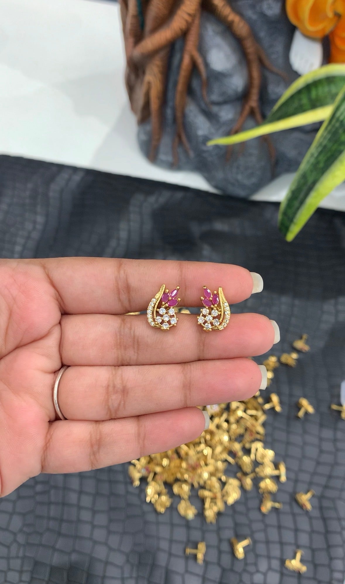 Beautiful screwback earrings