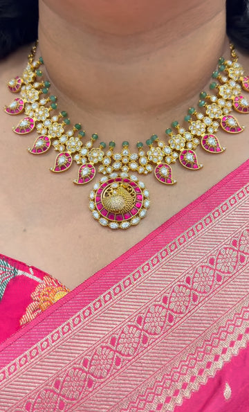 Beautiful jadav necklace