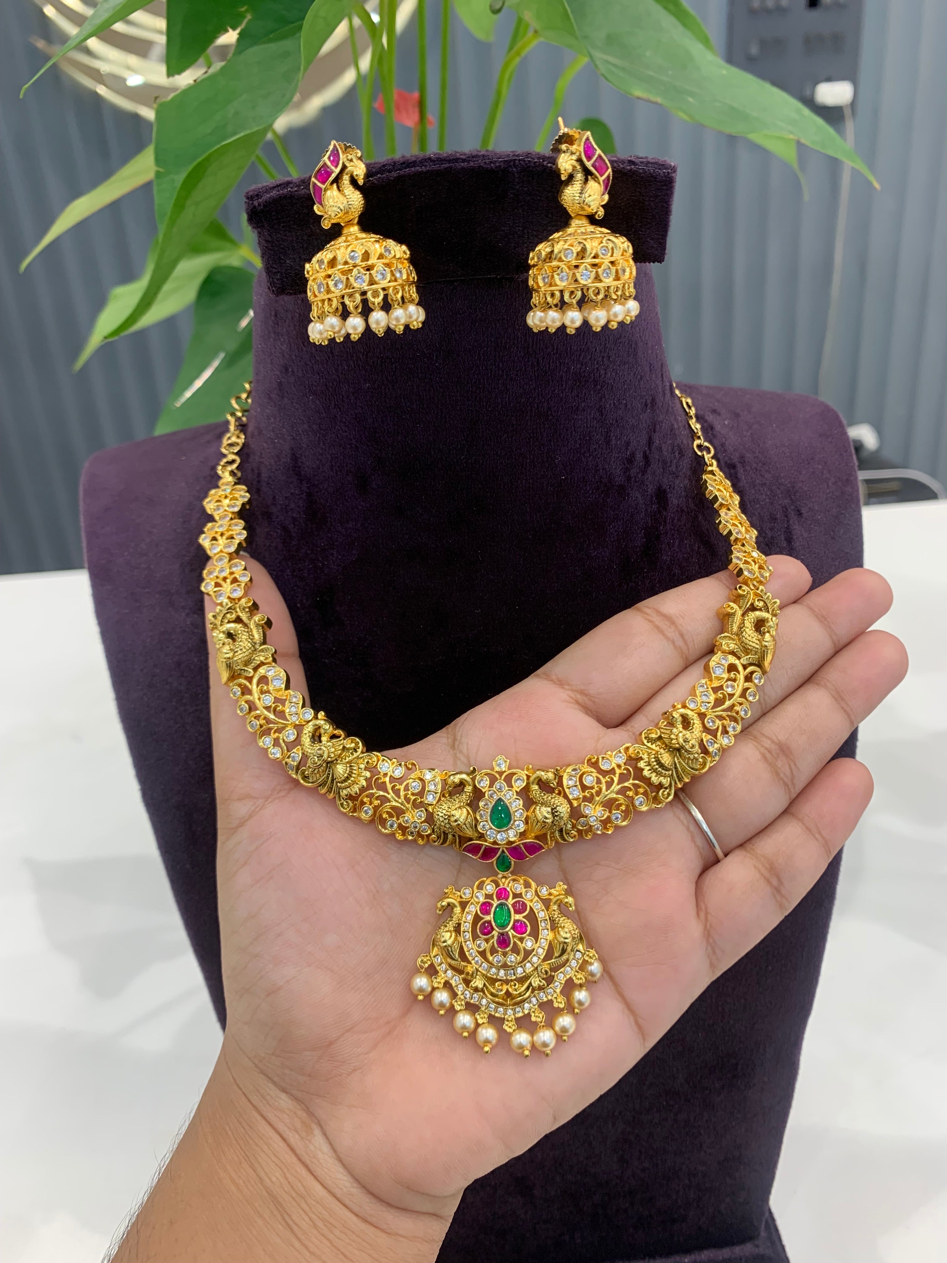 Beautiful jadav stone necklace