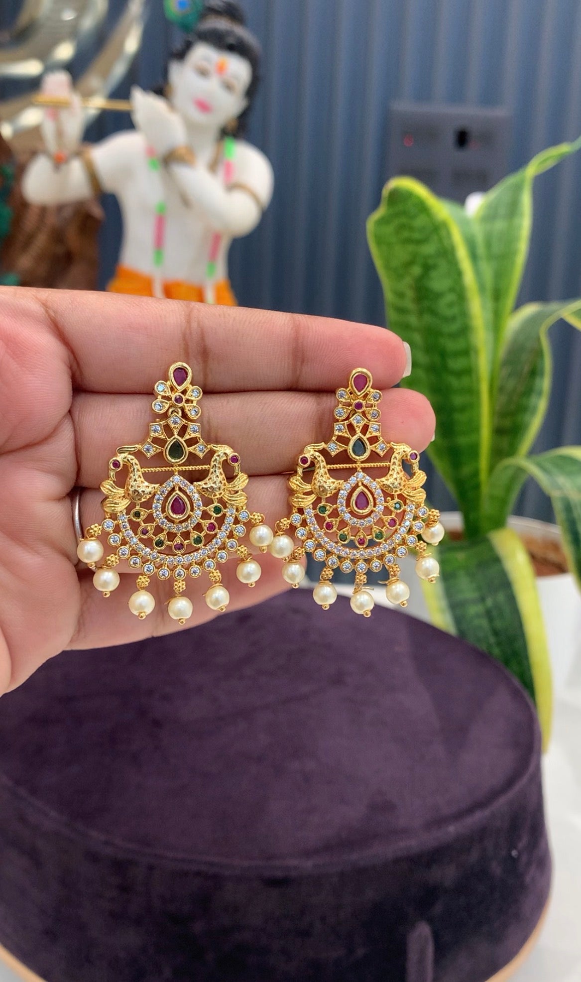 Beautiful earrings @offer price