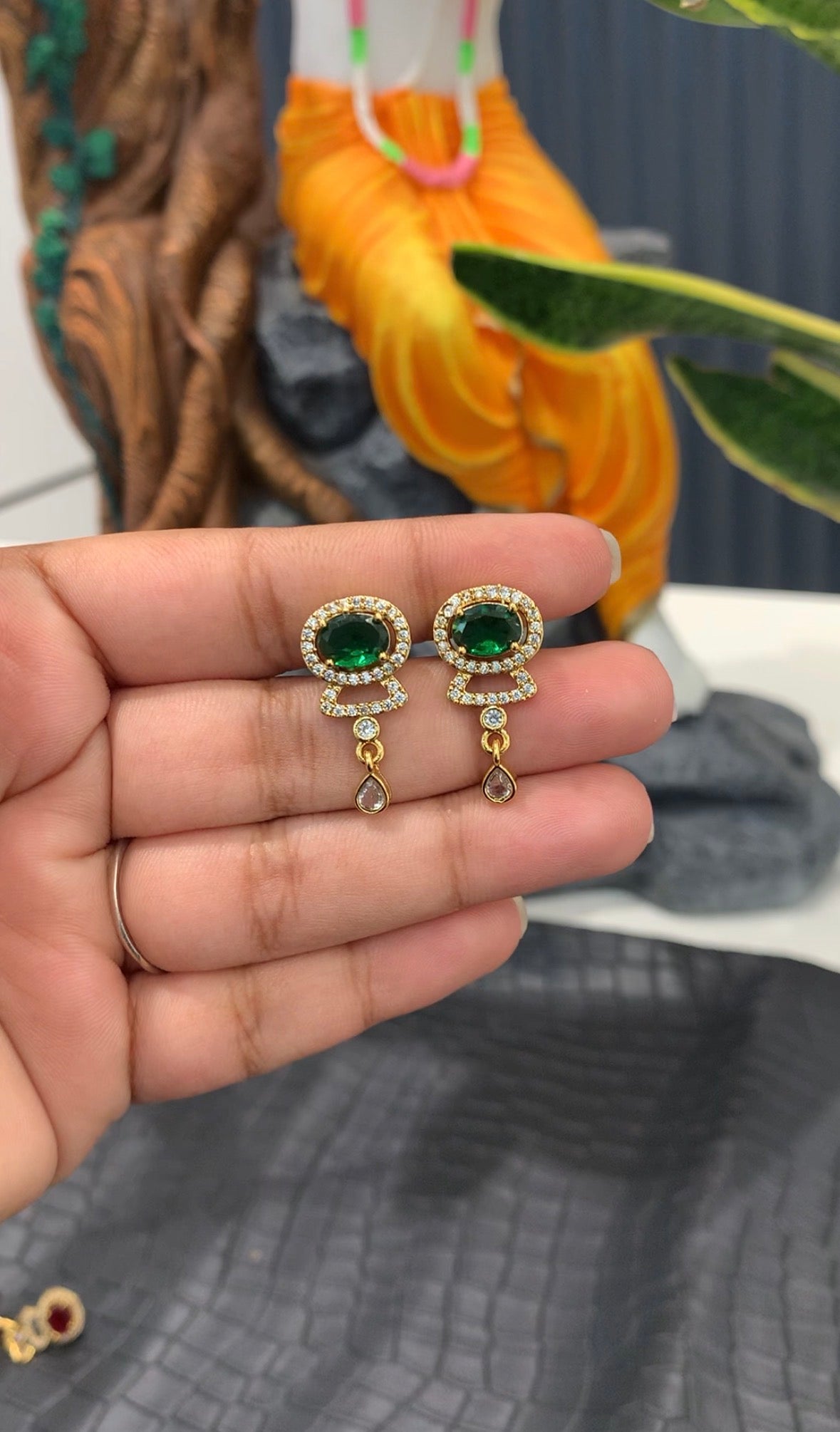 Beautiful green stone screwback studs