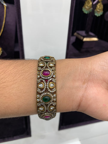 Beautiful mehandi polish polki bangle (single)