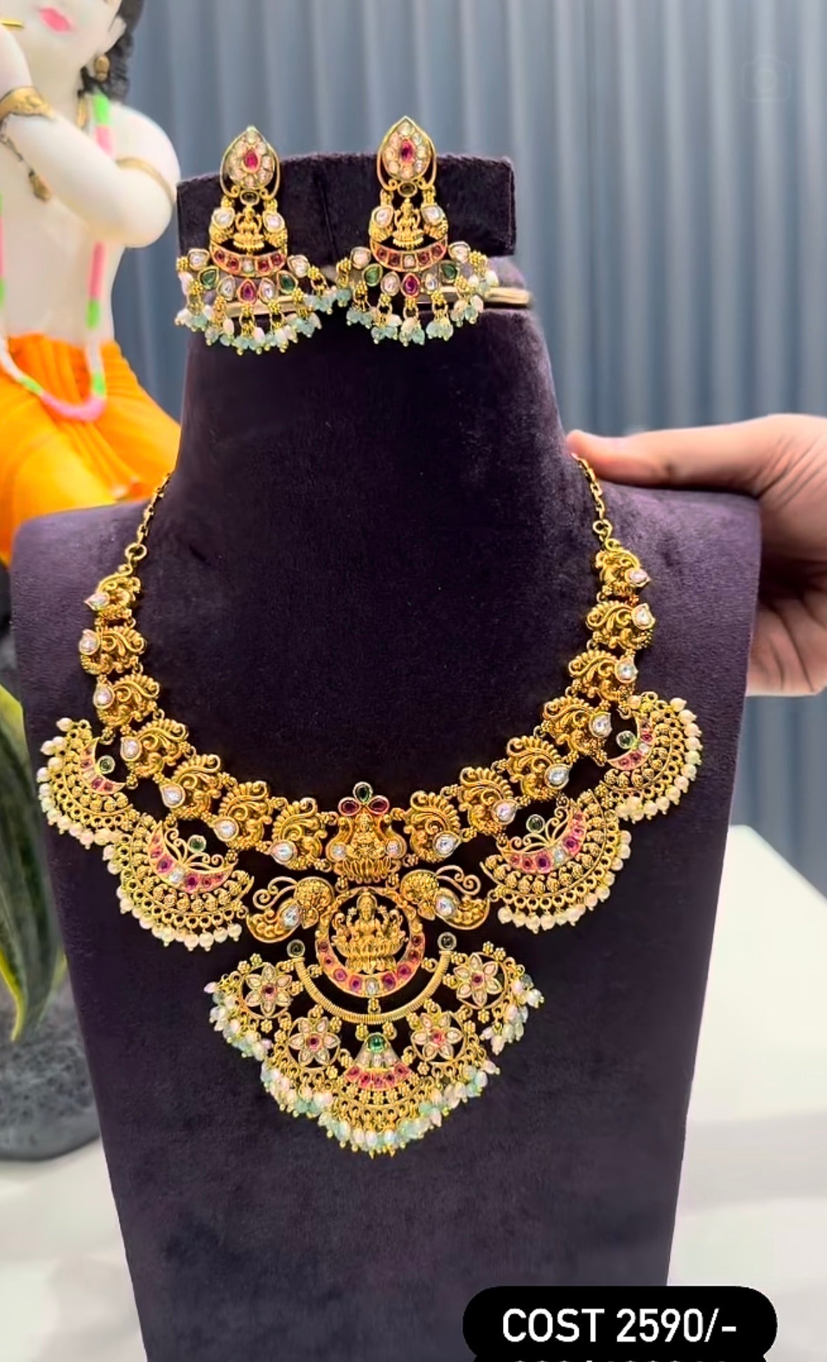 Beautiful customised nakshi necklace