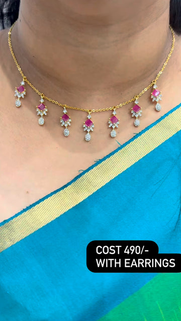 Beautiful chain set with earrings
