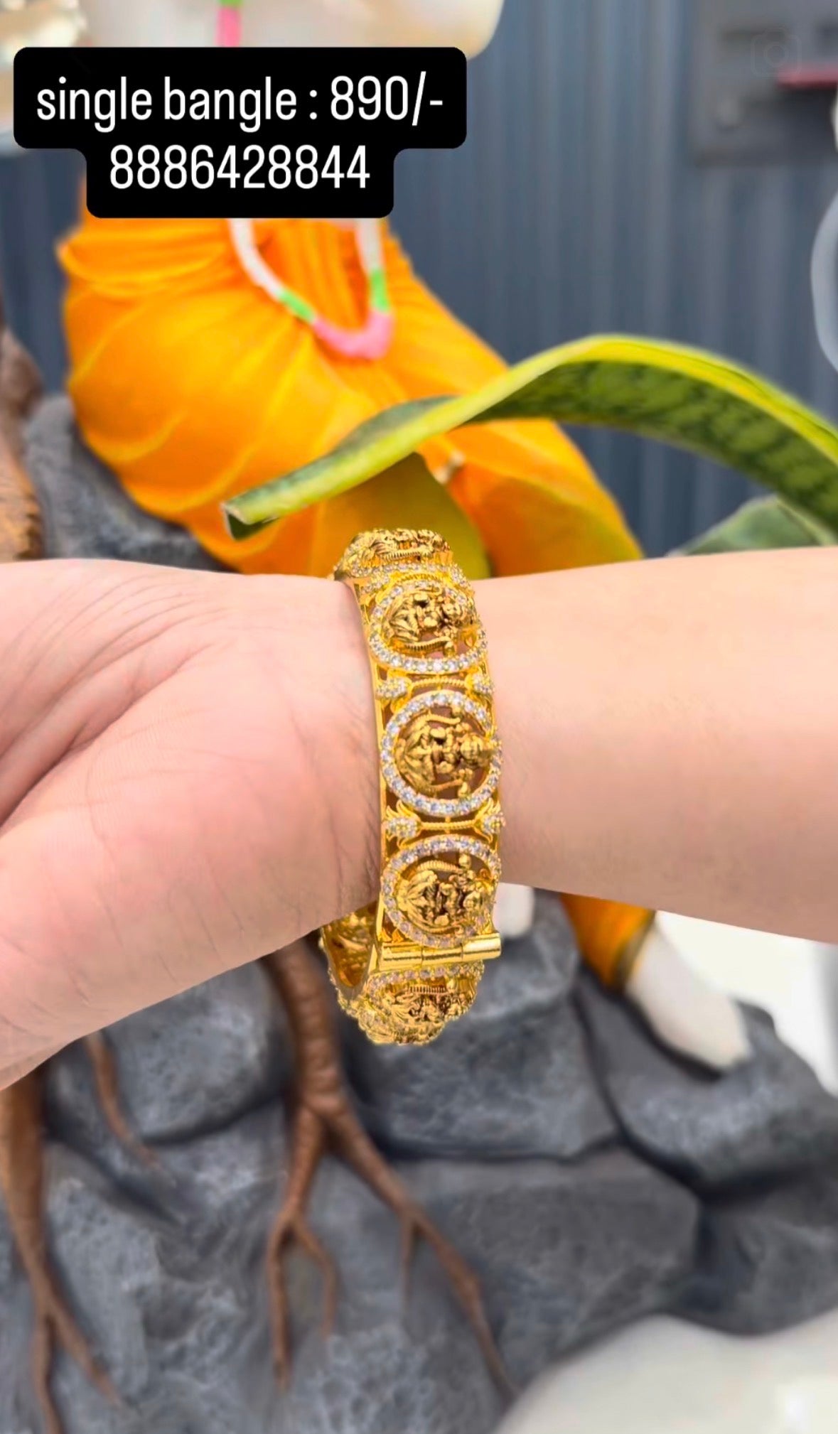 Beautiful nakshi bangle (single)
