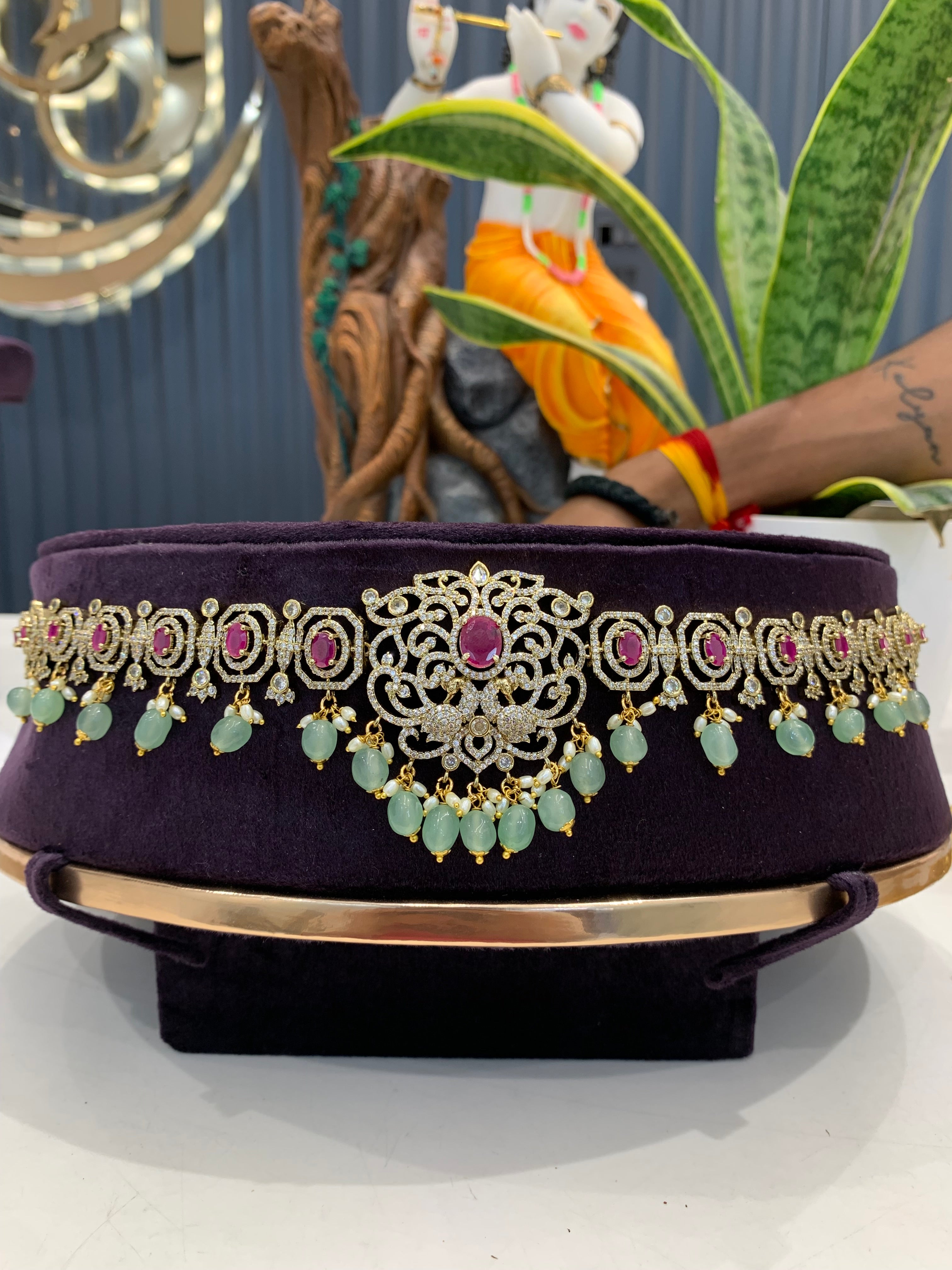 Beautiful mehandhi Victoria polish chain vaddanam