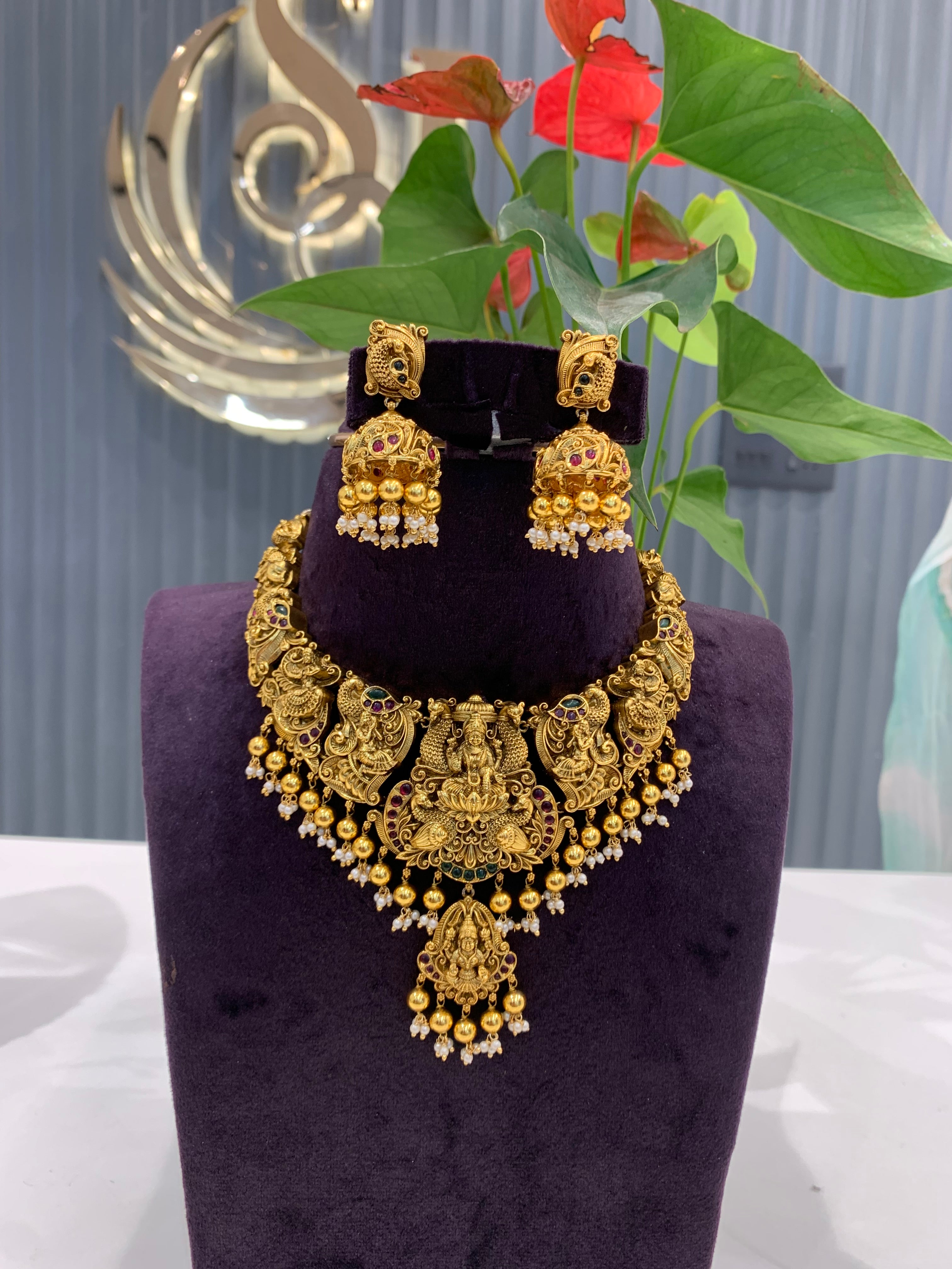 Beautiful nakshi 3D chocker set