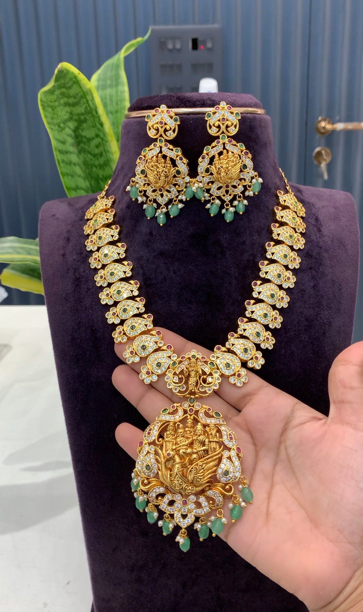Beautiful nakshi necklace