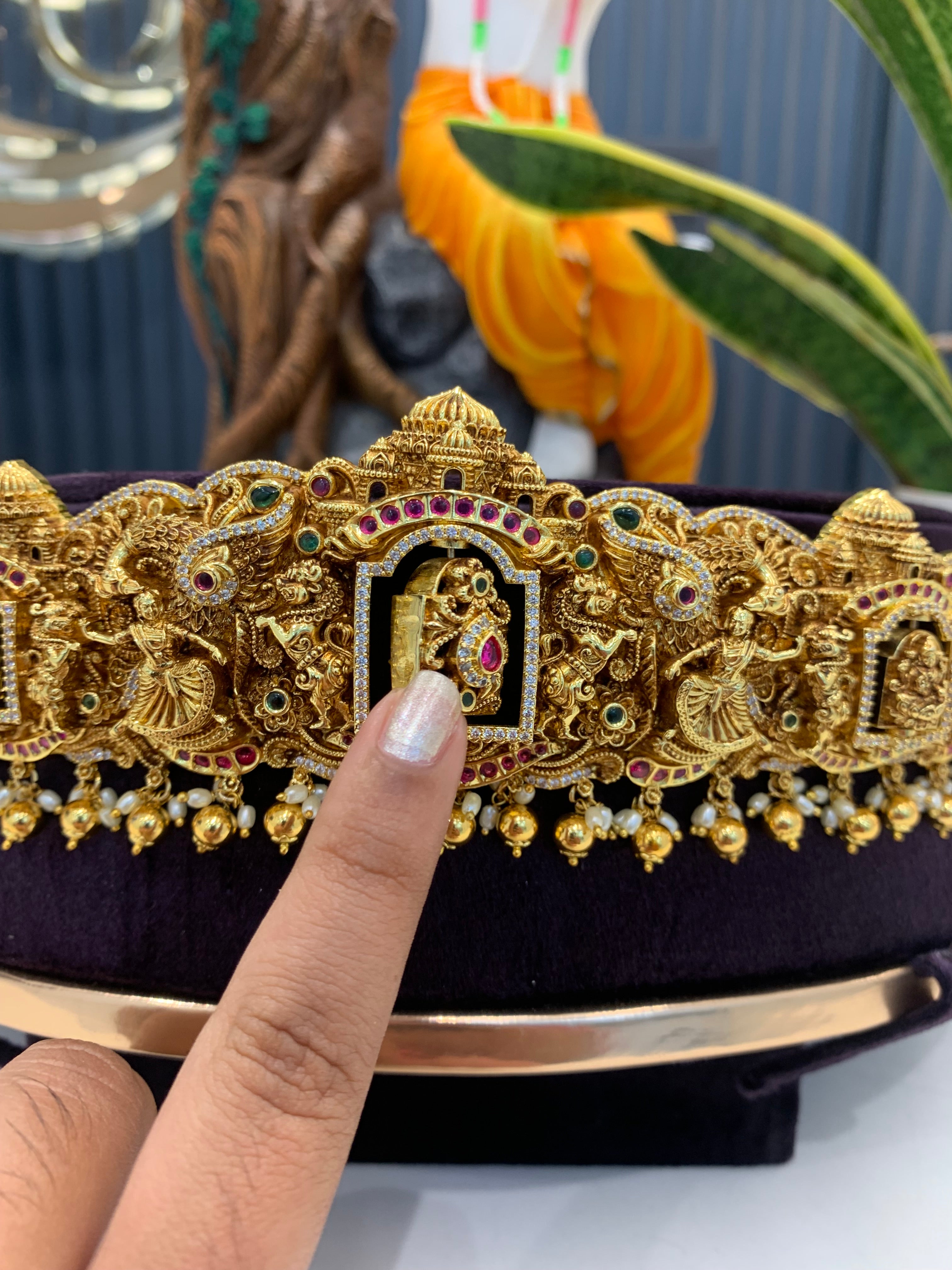 Beautiful 2 in 1 vaddanam nakhi 3D