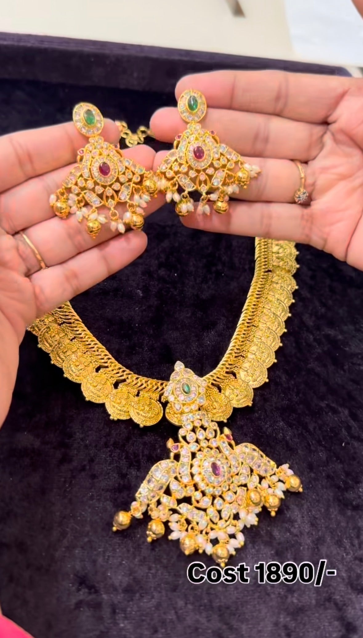 Beautiful Kasula Necklace With Removable Locket
