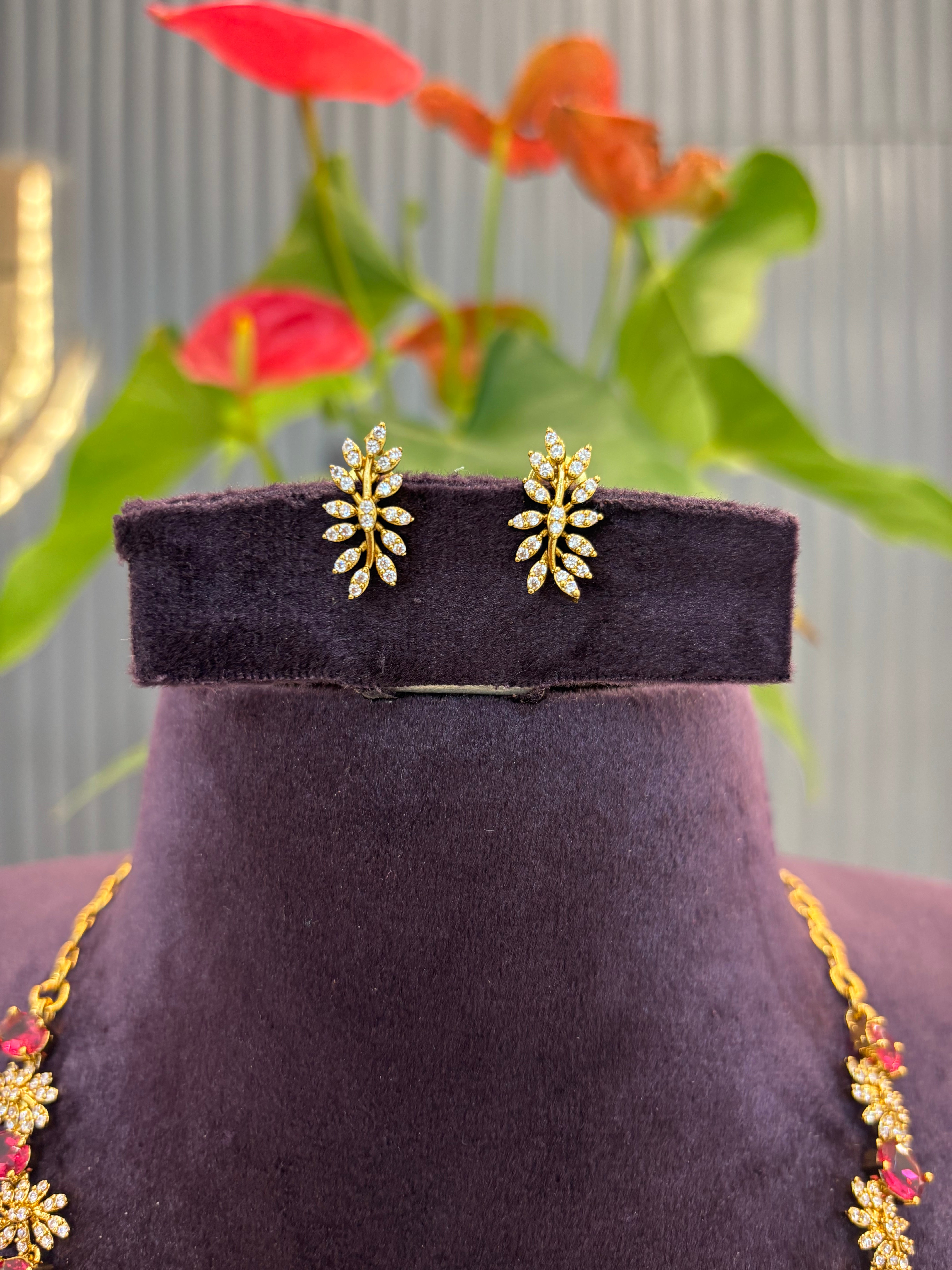 Beautiful Red stone necklace