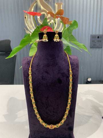 Beautiful traditional set