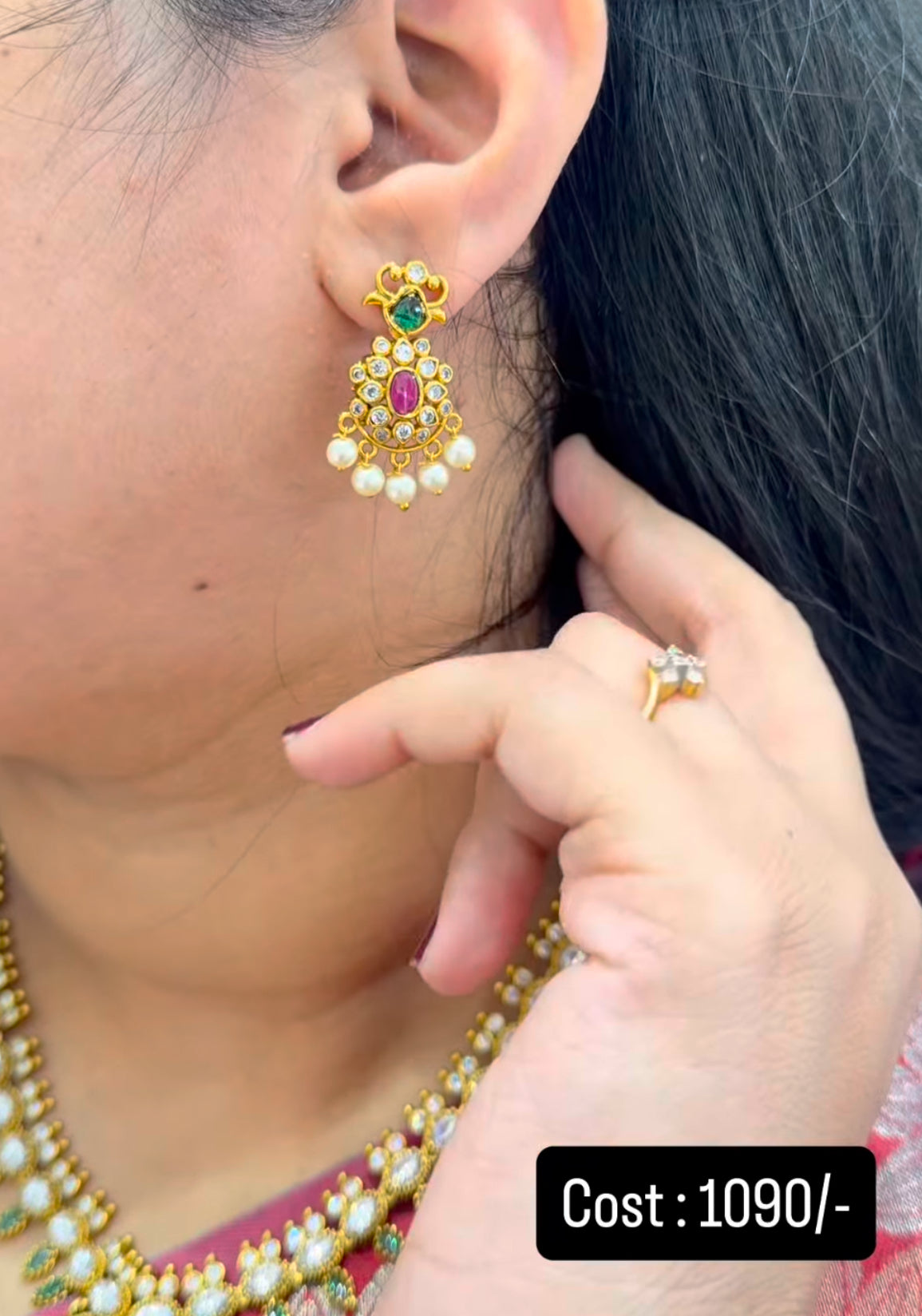 Beautiful short necklace