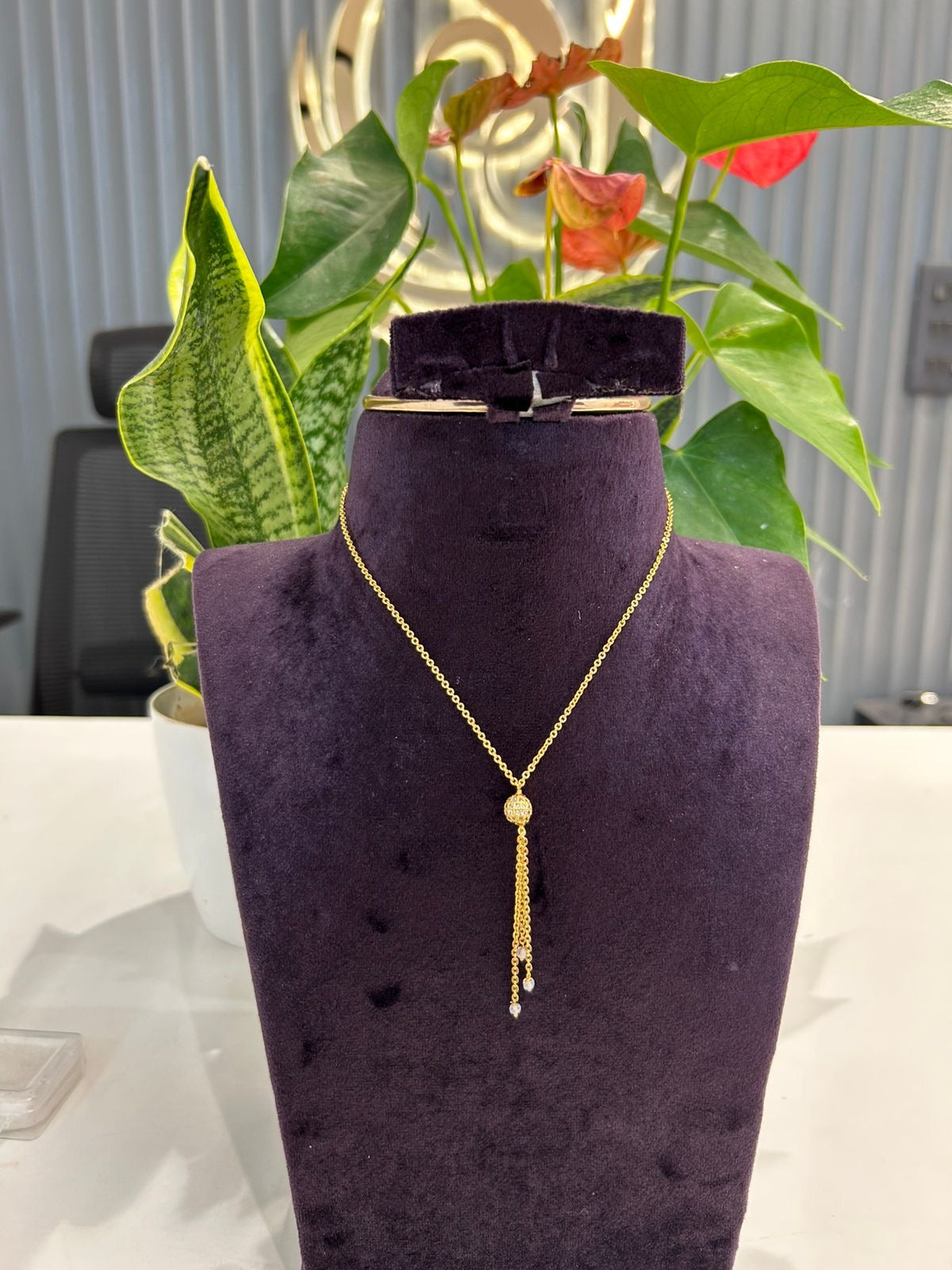 Beautiful stylish customised chain set