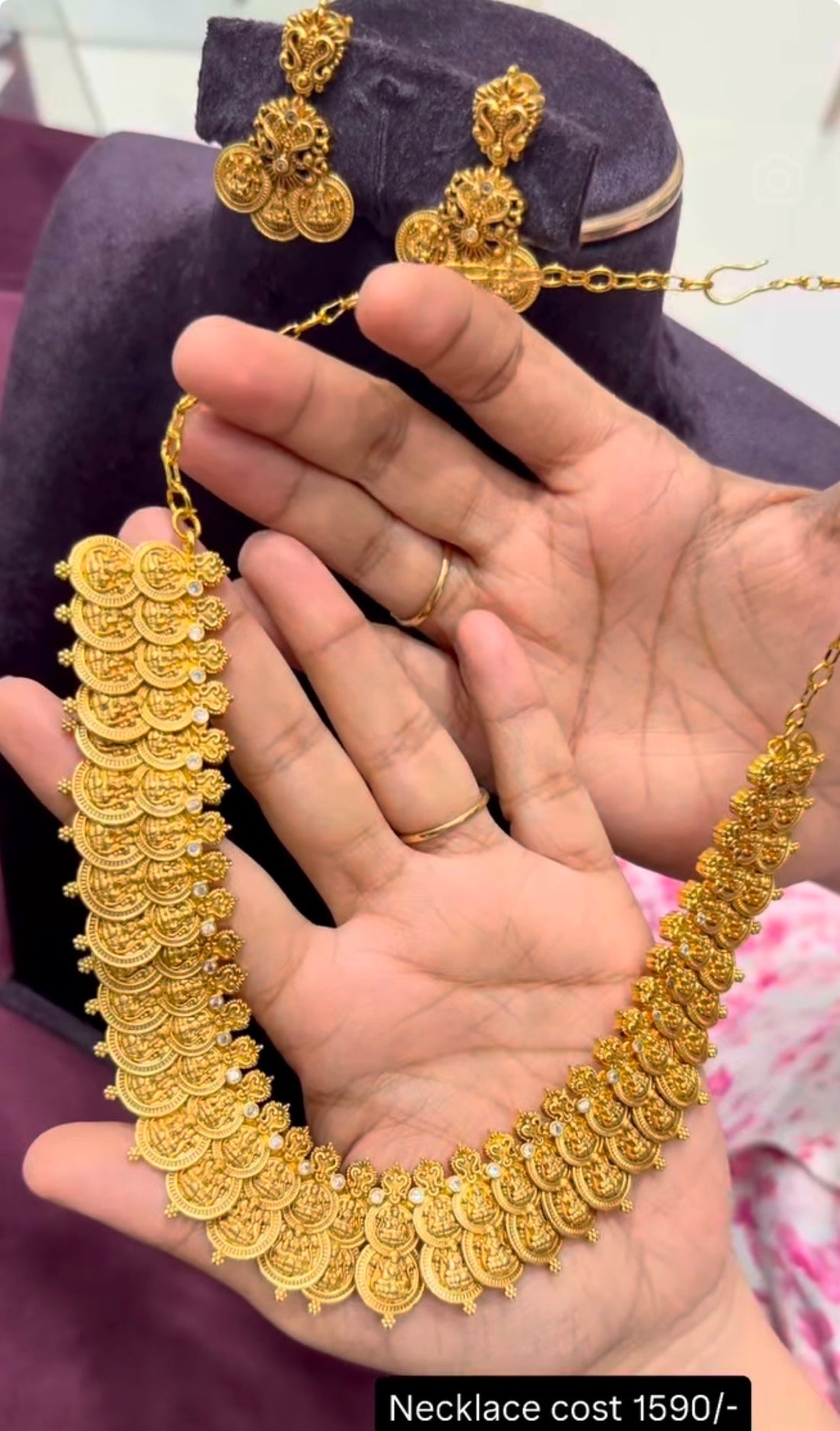 Beautiful kasula necklace