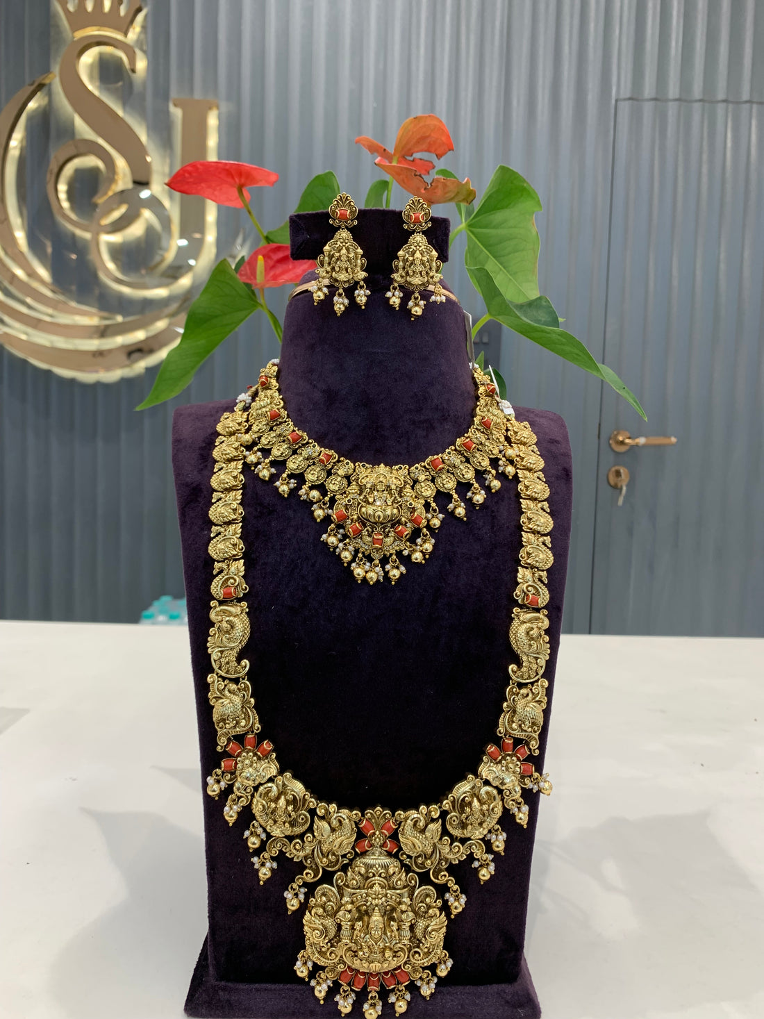 Beautiful combo coral set