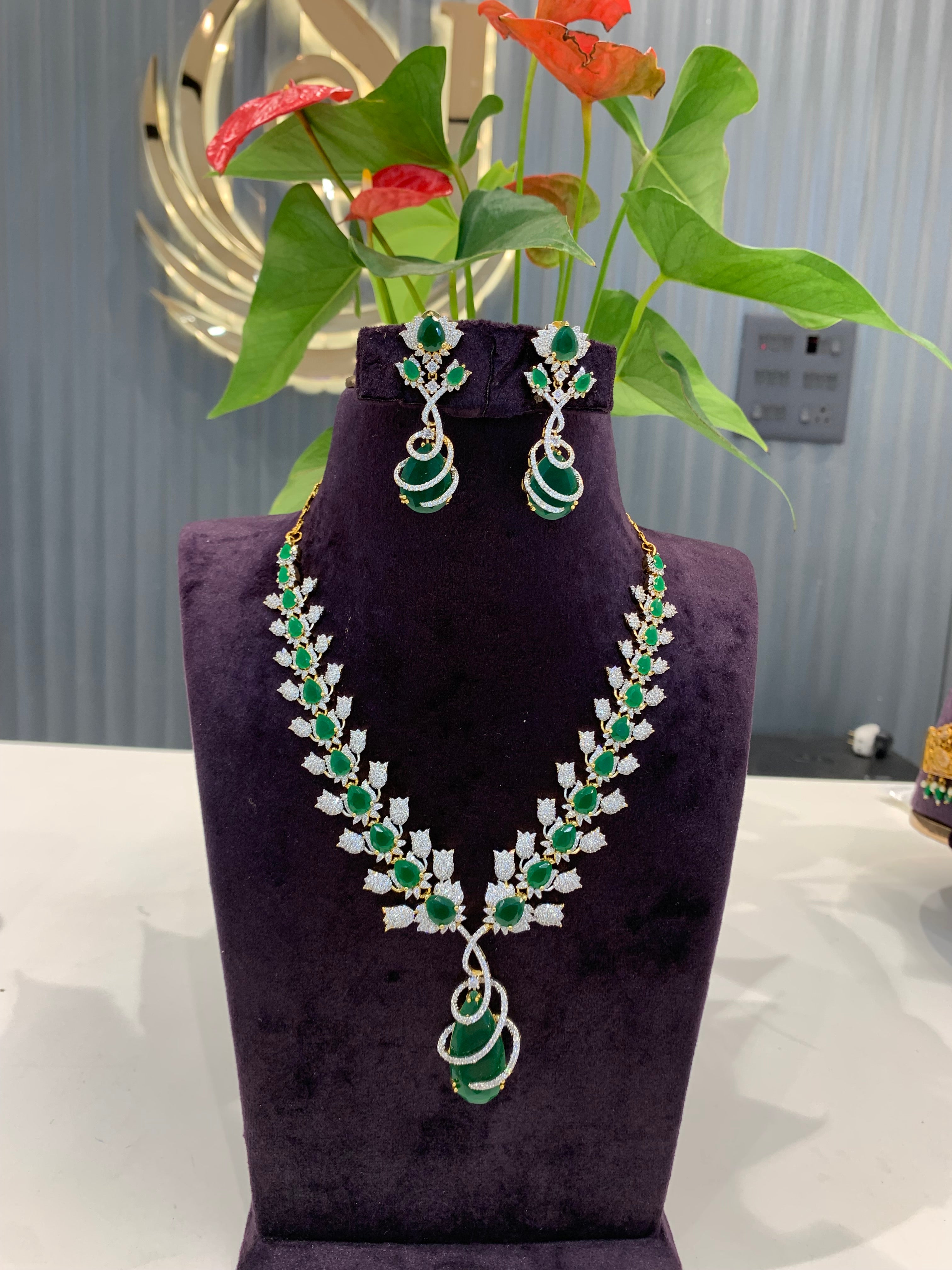 Beautiful nd stylish  GJ  neckset