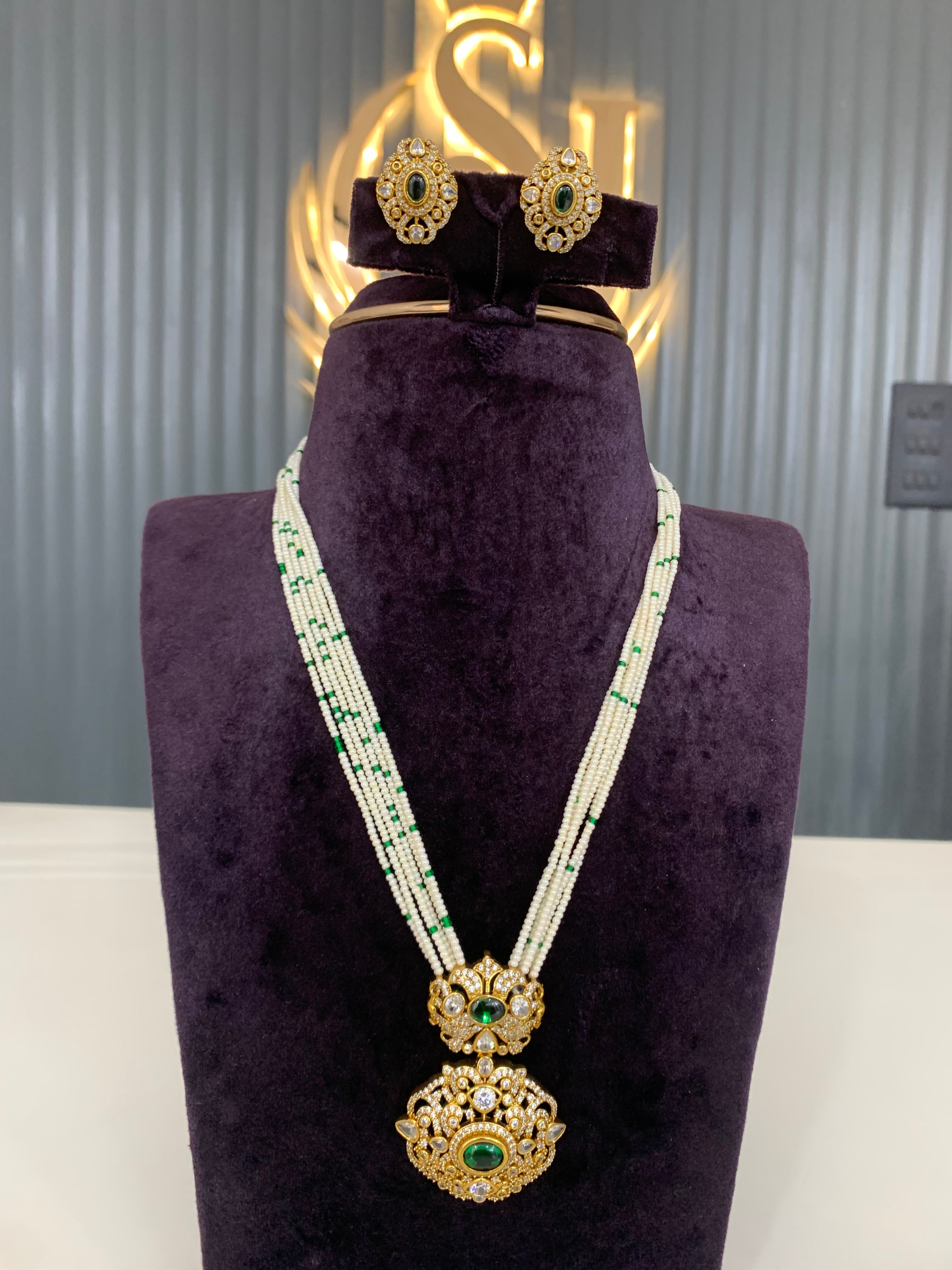 Beautiful beads set