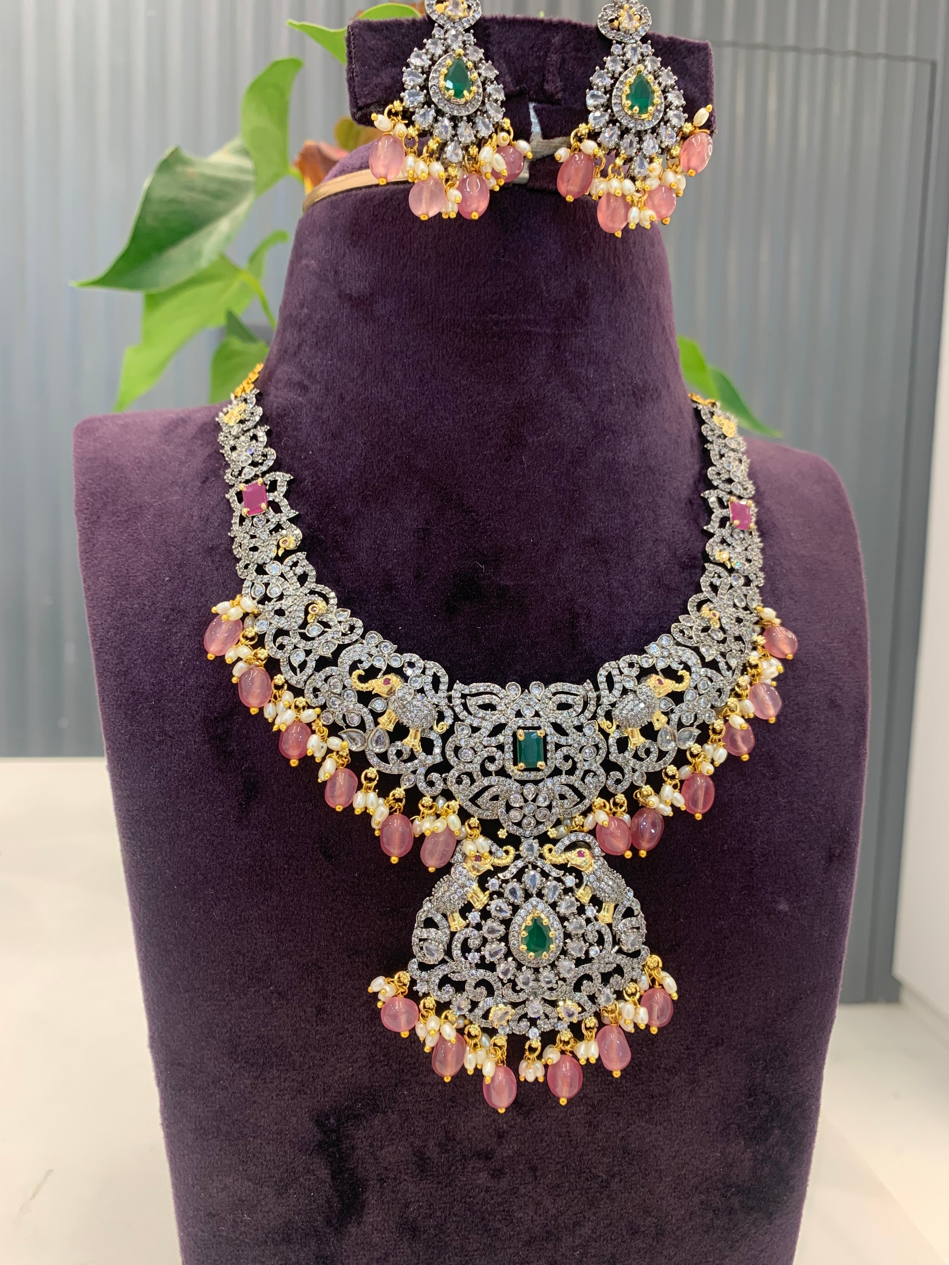 Beautiful Victoria Necklace/Mini haram